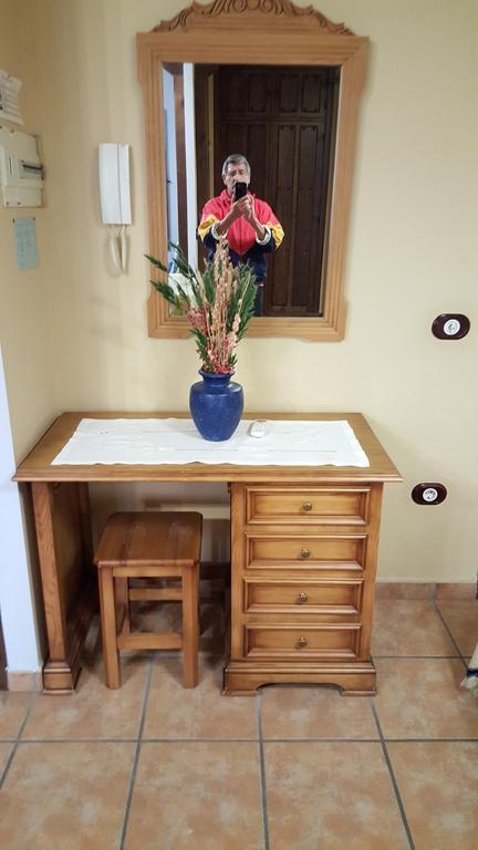 Apartamentos Rurales Tauro Cabezuela Del Valle Bagian luar foto