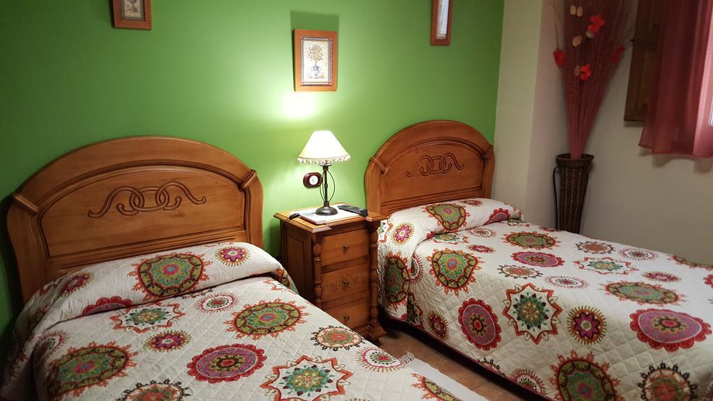 Apartamentos Rurales Tauro Cabezuela Del Valle Bagian luar foto